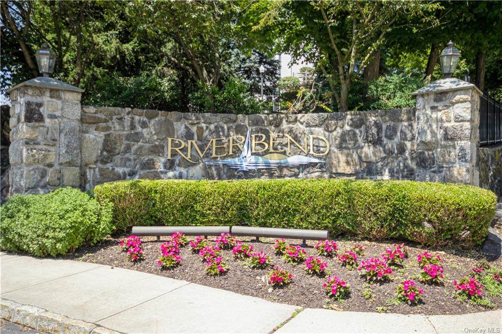 423 Highridge Court - Photo 1