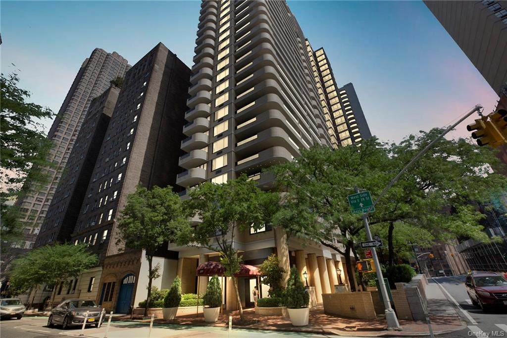 311 38th Street - Photo 1