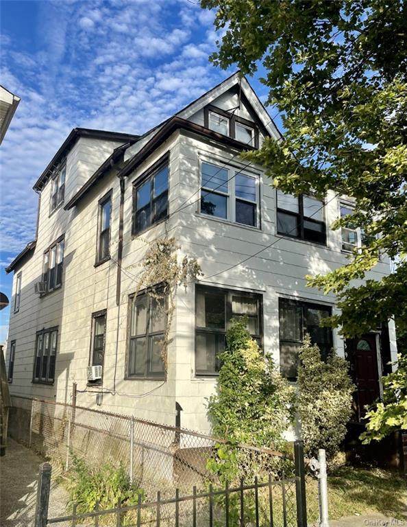 439 7th Avenue - Photo 1