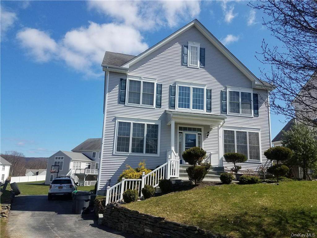 6 Berwick Circle - Photo 1