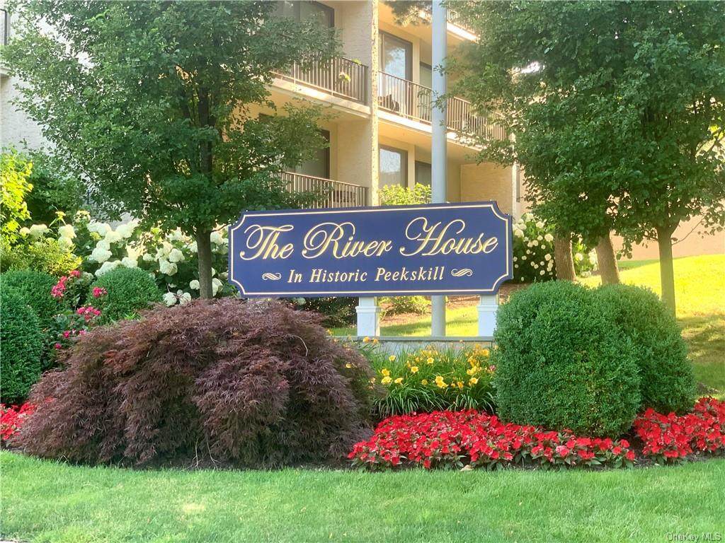 150 Overlook Avenue - Photo 1