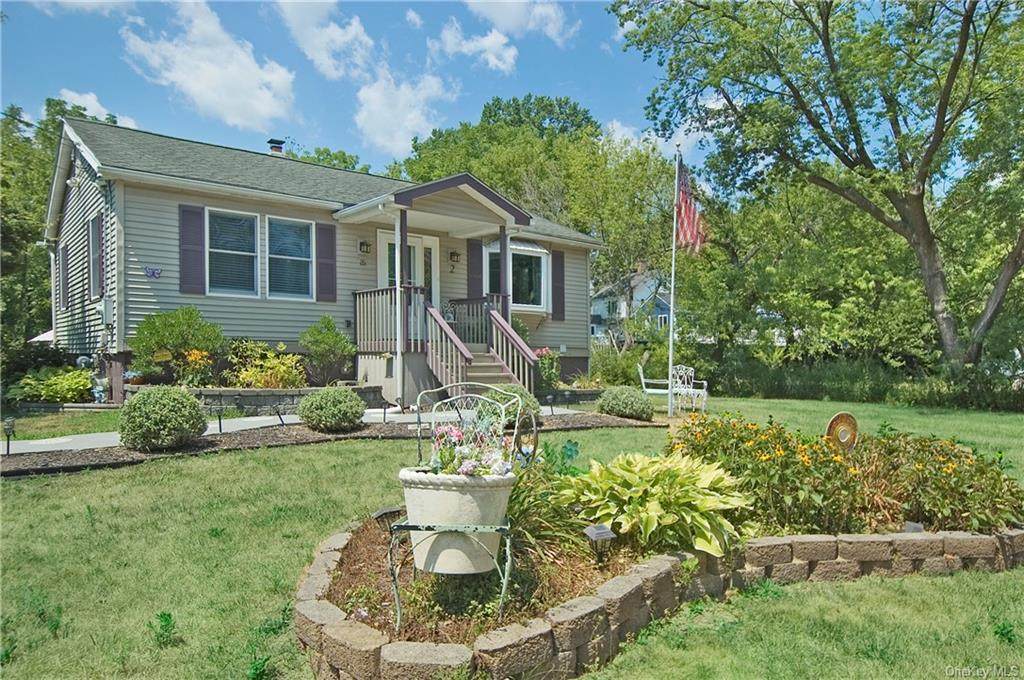 2 Moffatt Lane - Photo 1