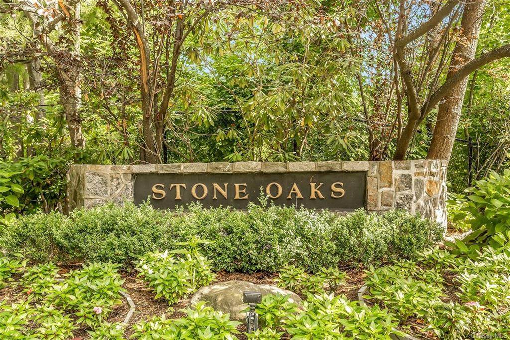 128 Stone Oaks Drive - Photo 1