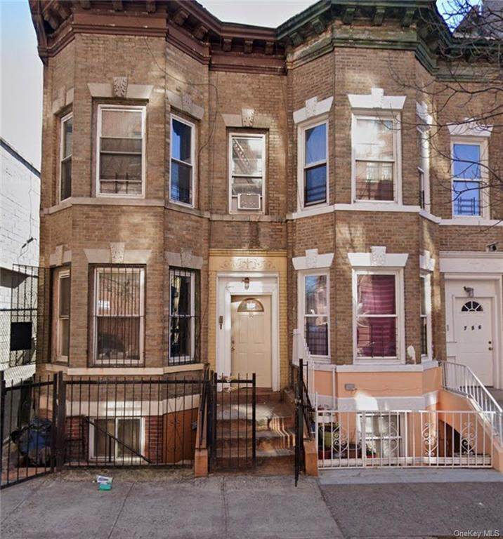 788 Garden Street - Photo 1