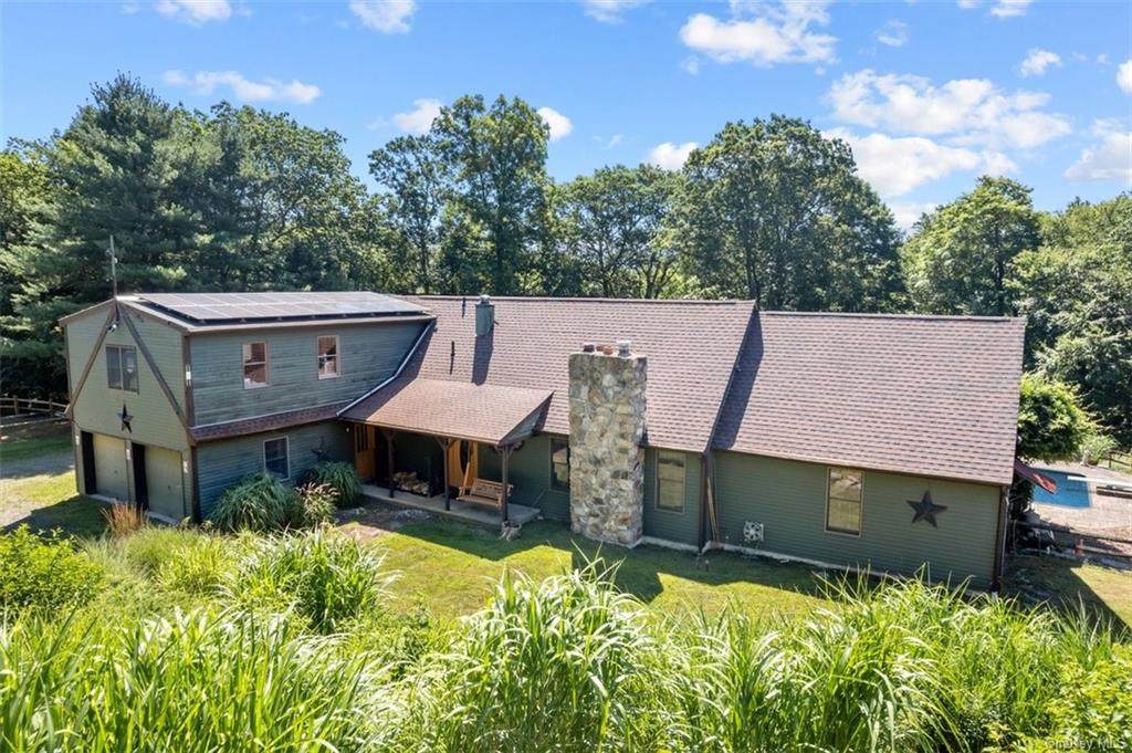 28 Sherwood Lane - Photo 1