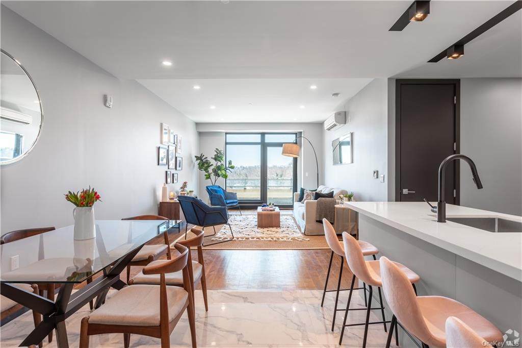 667 Ridge Hill Boulevard - Photo 1