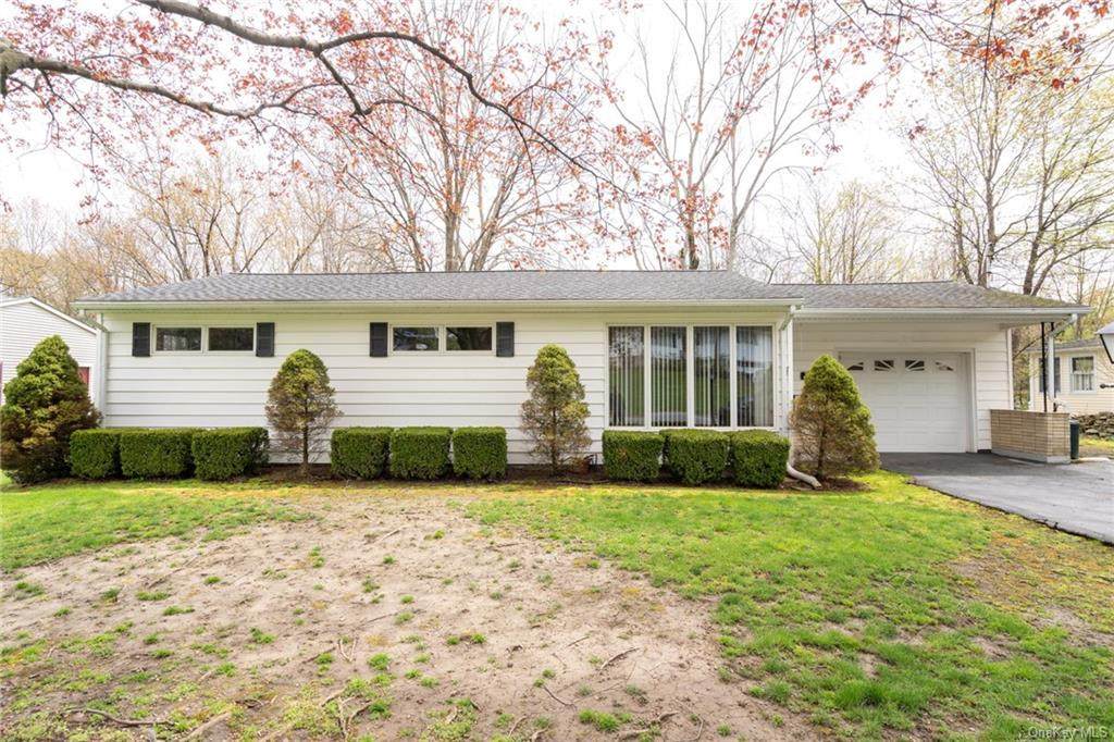 35 Eisenhower Drive - Photo 1