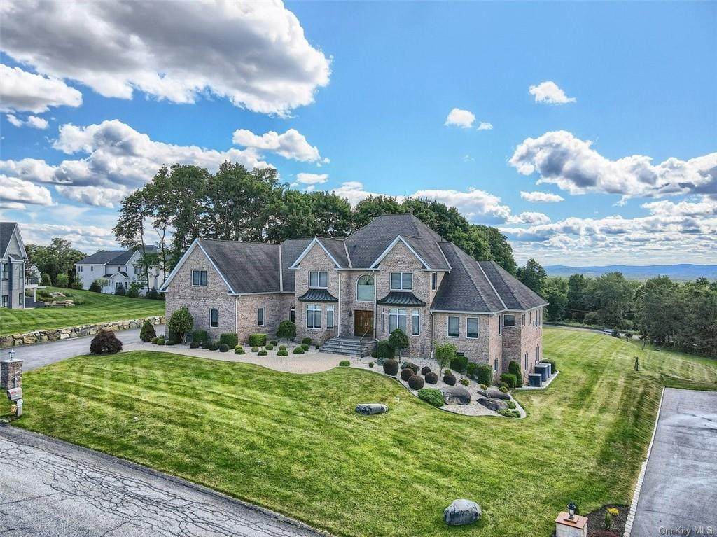 20 Carmel Heights - Photo 1