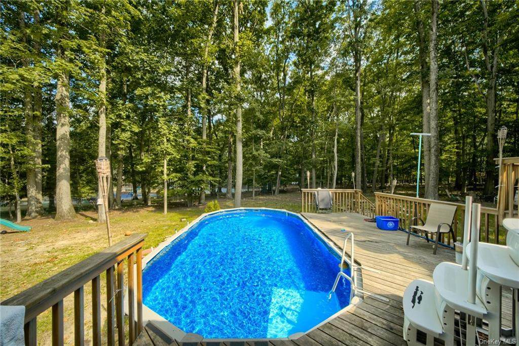 3 White Birch Drive - Photo 1