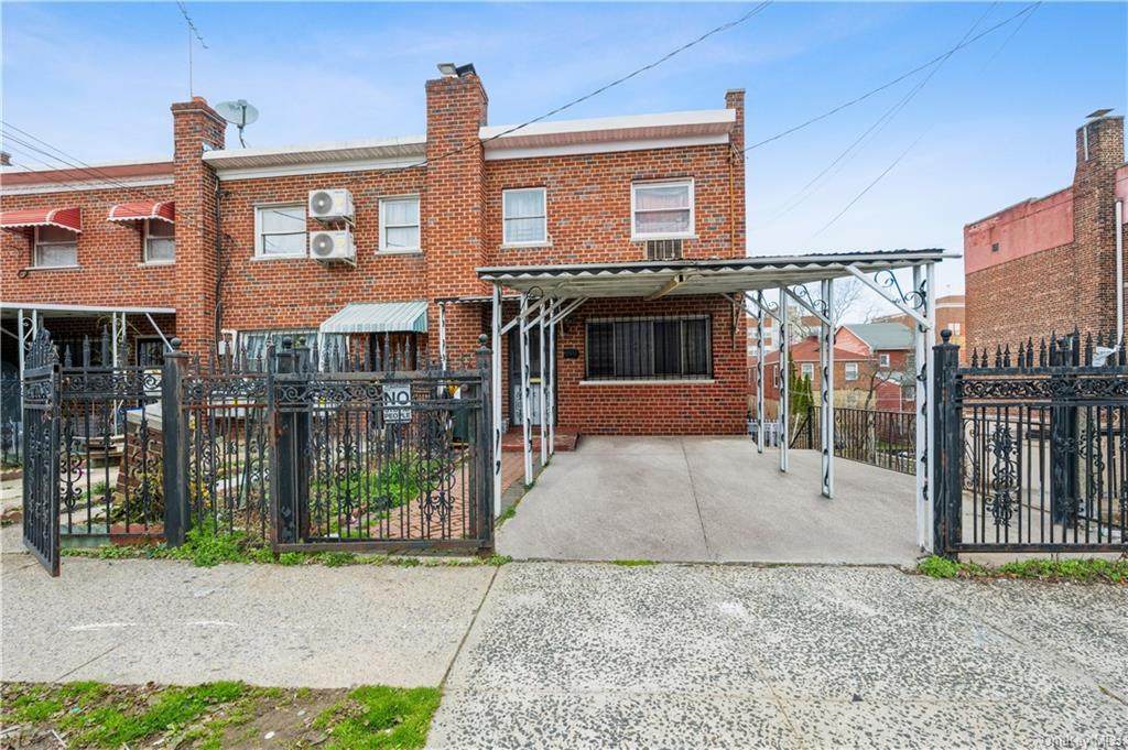 3526 Grace Avenue - Photo 1