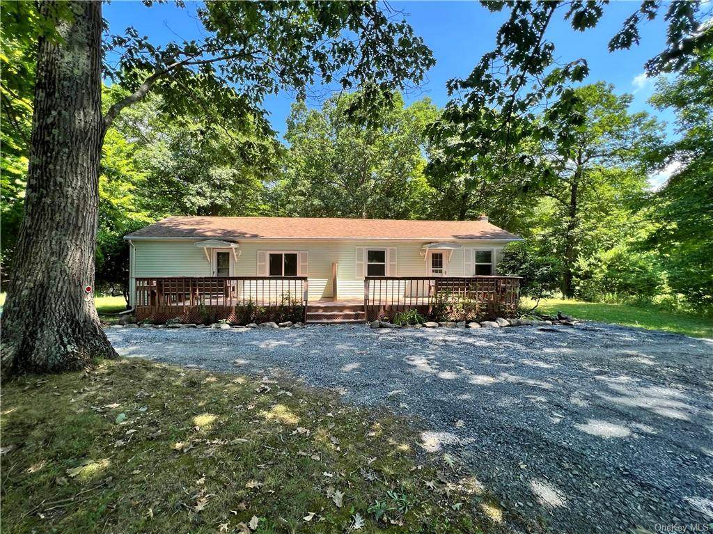 325 New Unionville Road - Photo 1
