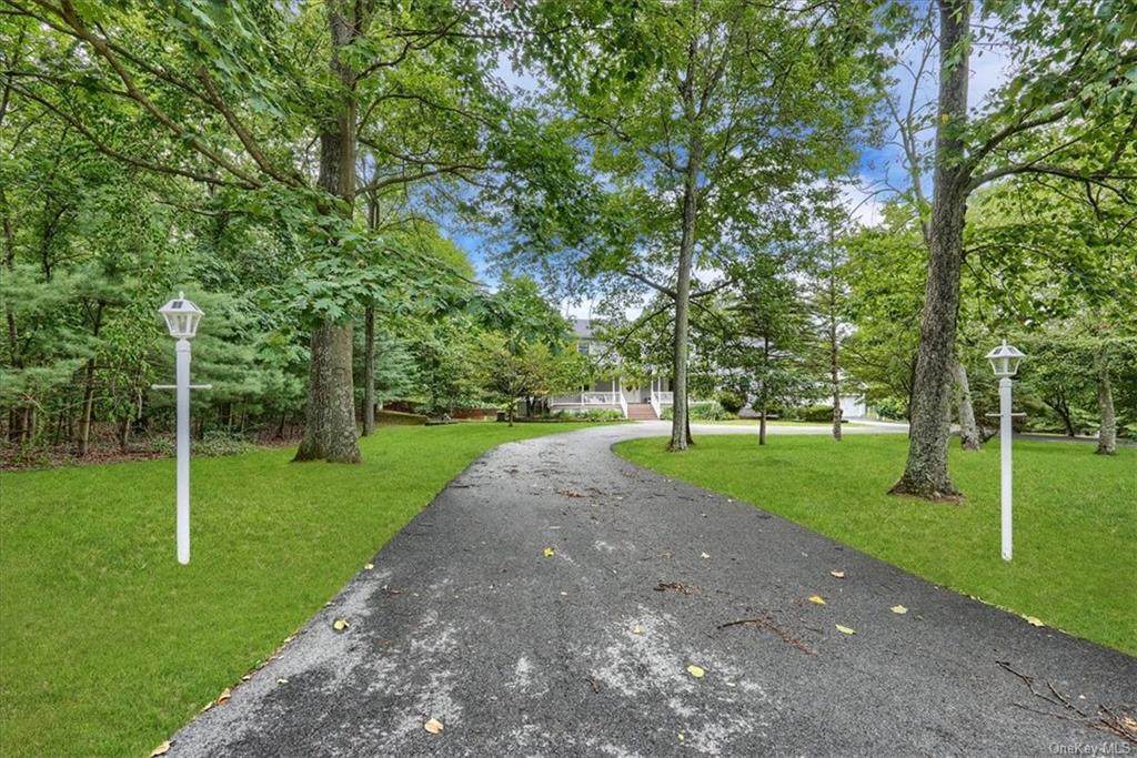 25 Sunset Ridge Road - Photo 1
