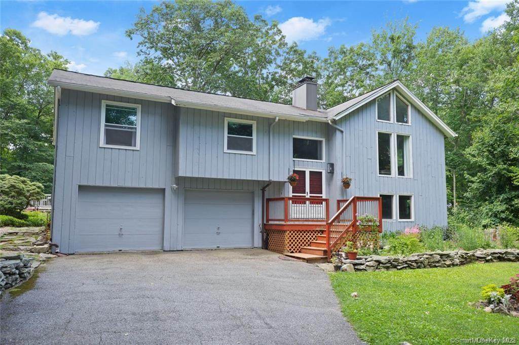 10 Pheasant Drive - Photo 1