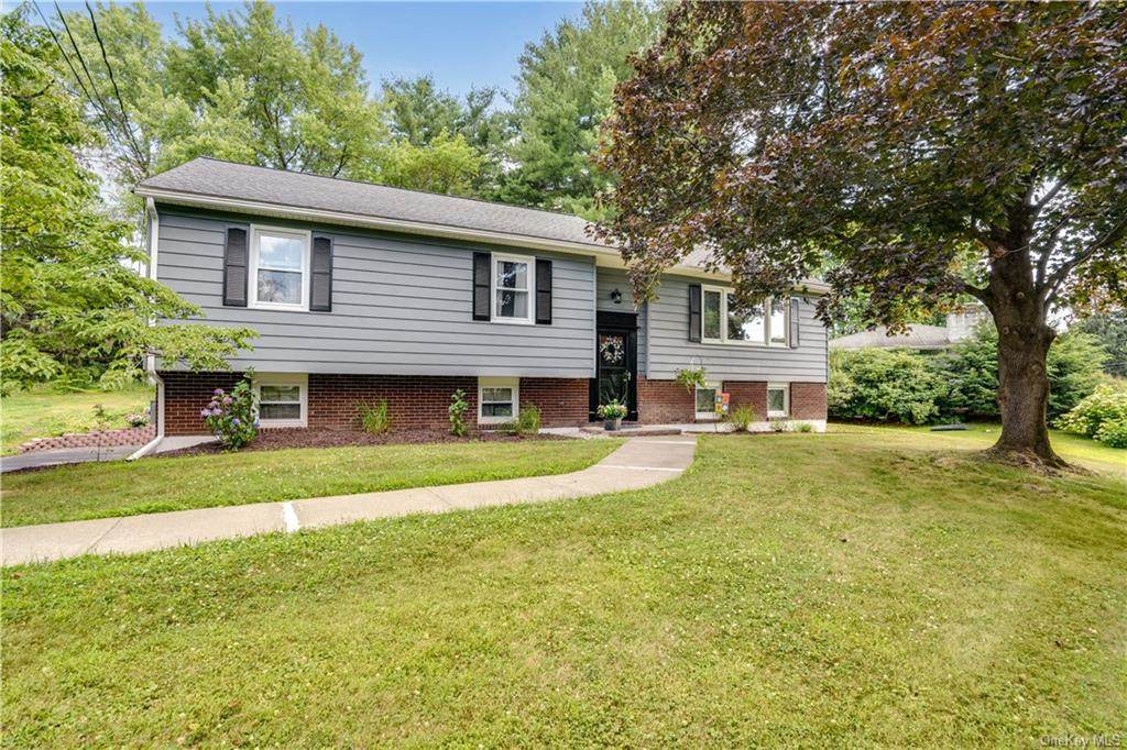 80 Round Hill Road - Photo 1