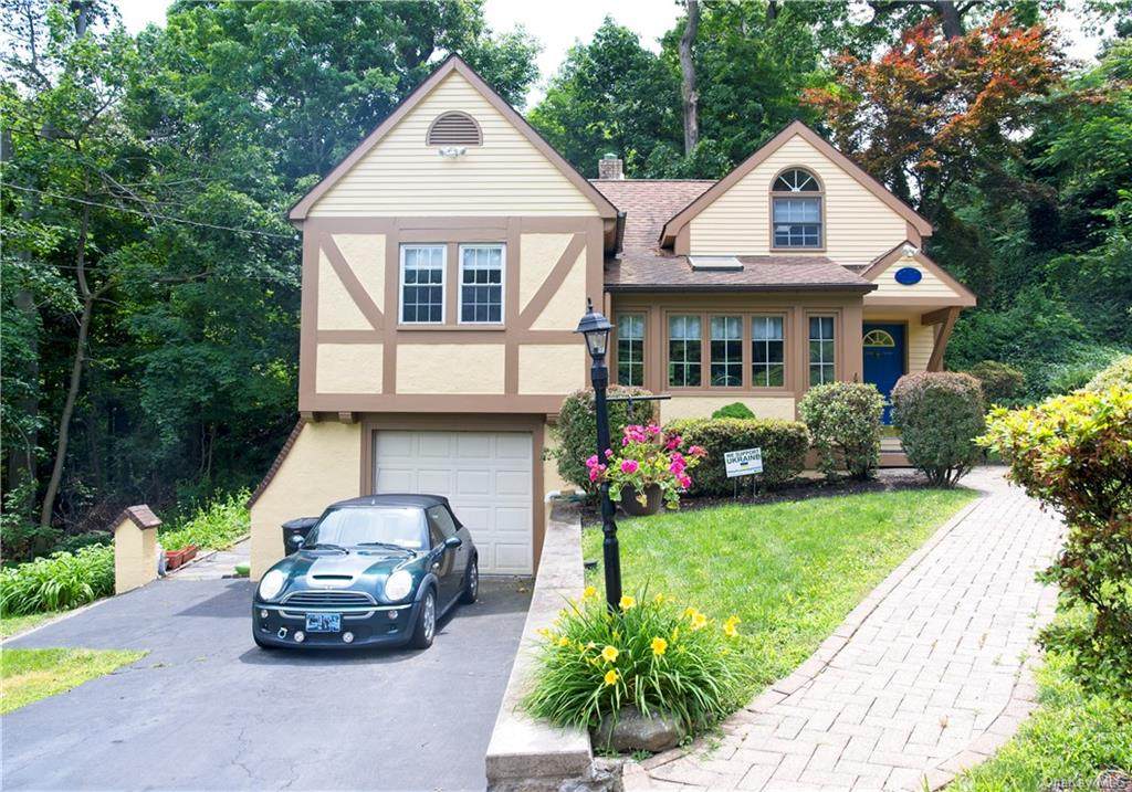 44 Sudbury Drive - Photo 1
