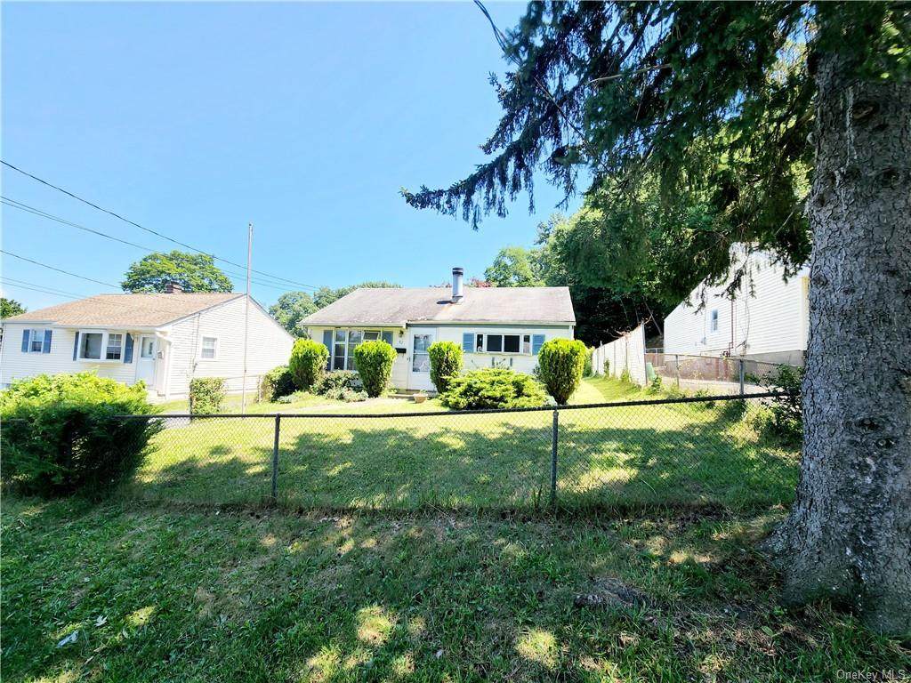 42 Kinsman Lane - Photo 1