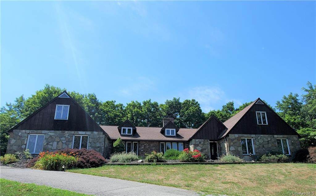 14 Lisa Drive - Photo 1