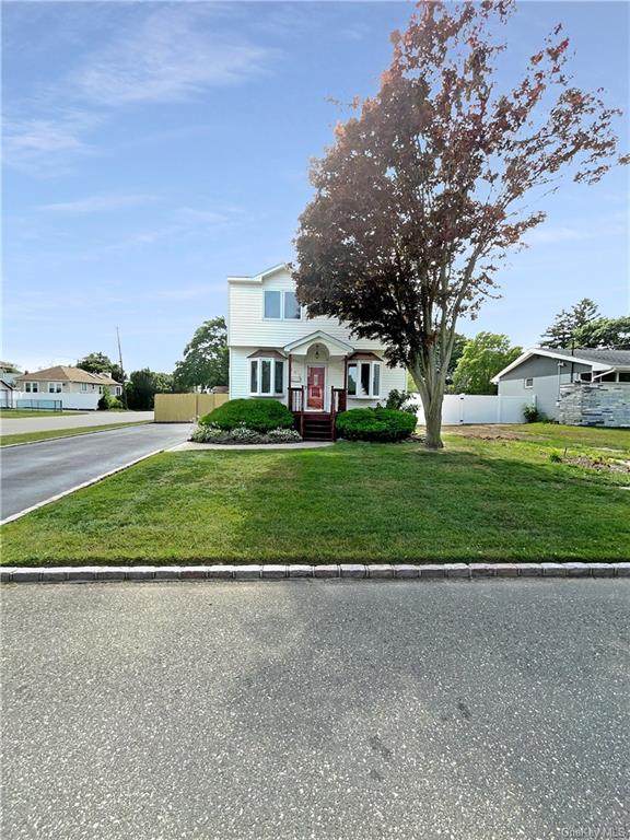 693 Adams Avenue - Photo 1
