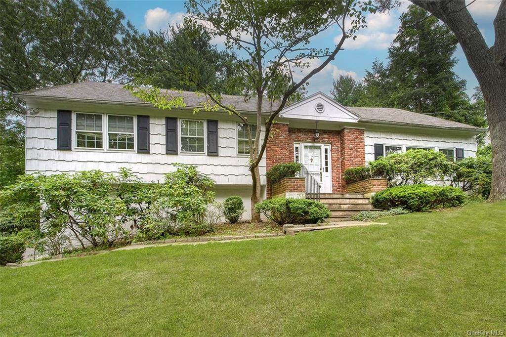 154 Saxon Woods Road - Photo 1