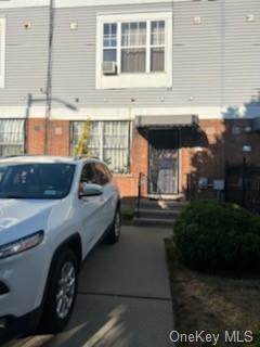 421 Hinsdale Street - Photo 1