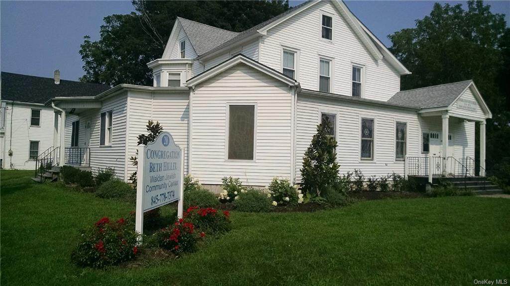 20 Pine Street - Photo 1