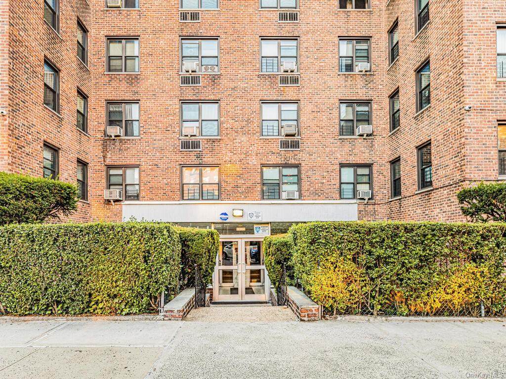 2835 Webb Avenue - Photo 1