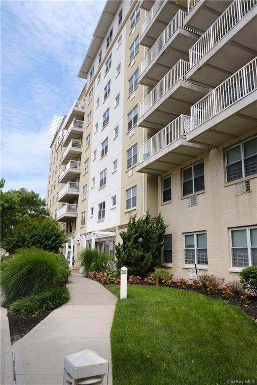 7914 Rockaway Beach Boulevard - Photo 1