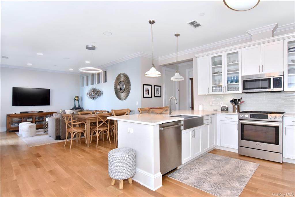 11 River Street - Photo 1