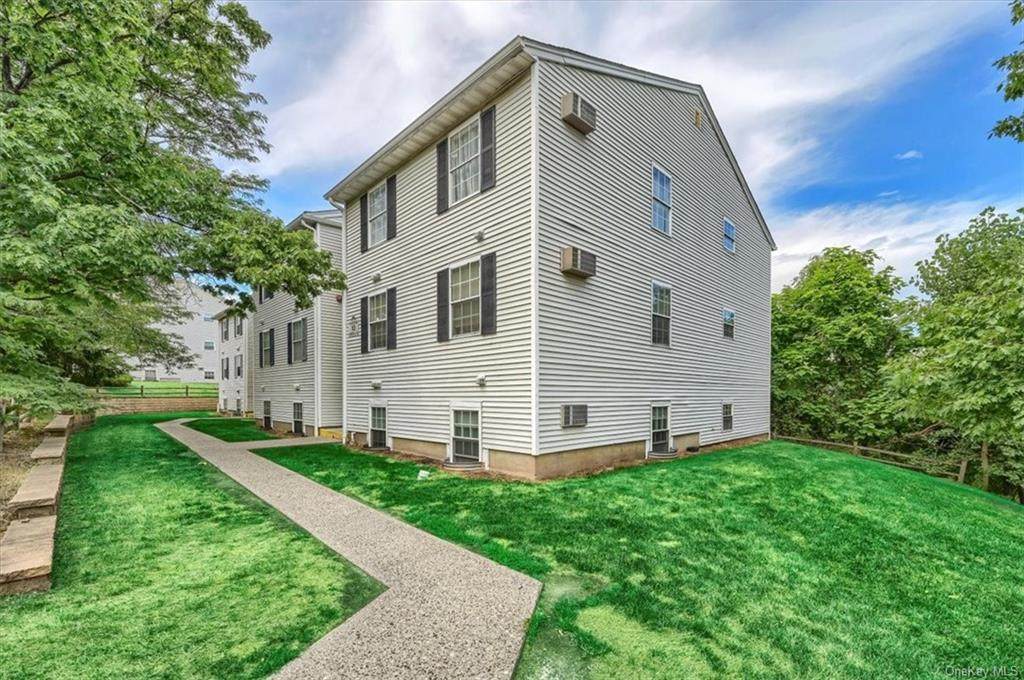 13 Lexington Hill - Photo 1
