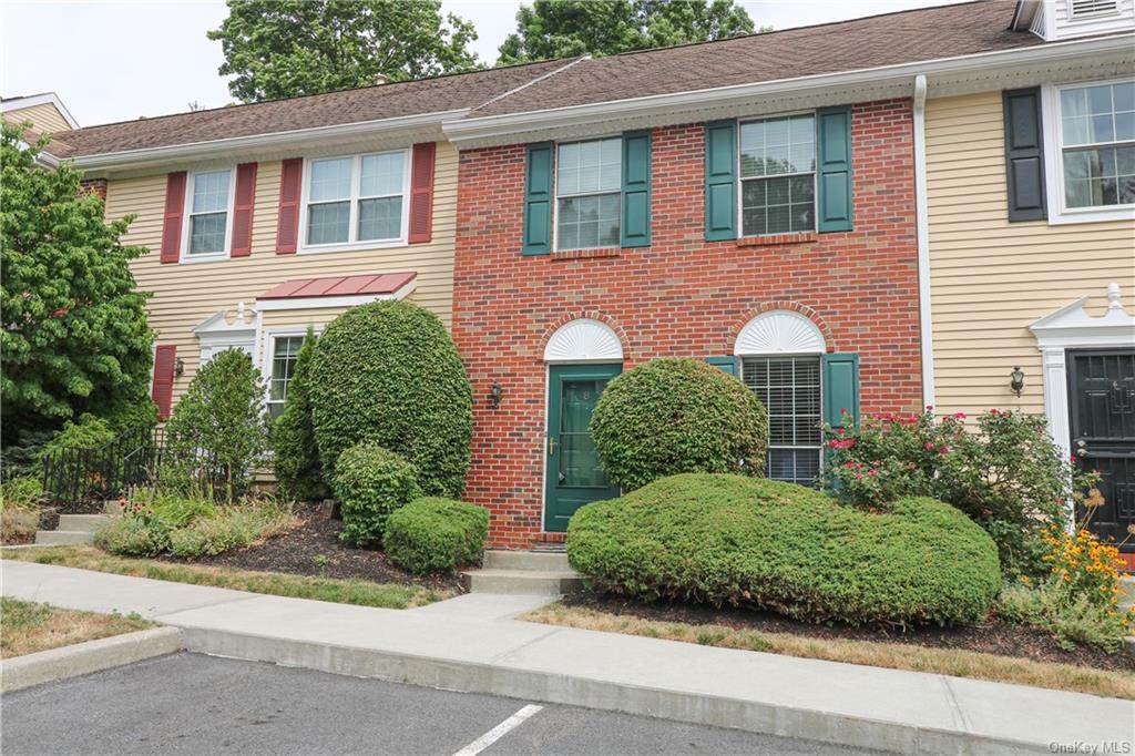 8 Winchester Avenue - Photo 1