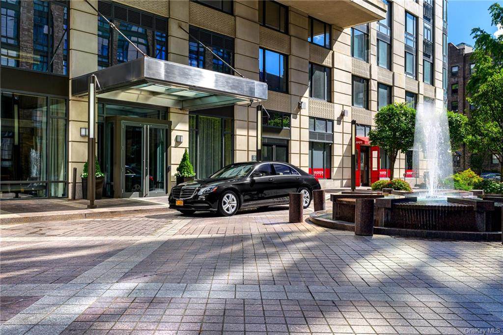 10 City Place - Photo 1