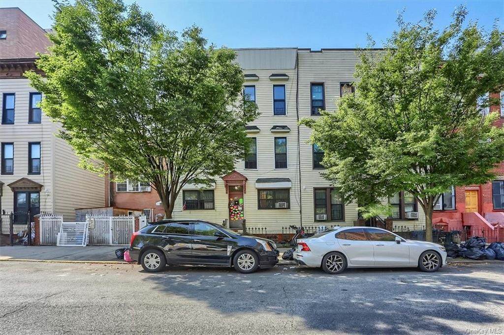 316 Macdougal Street - Photo 1