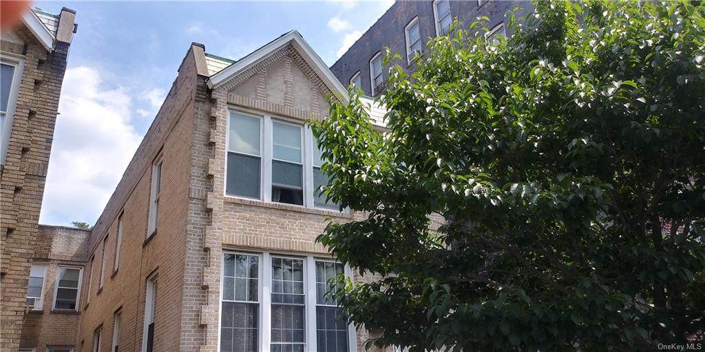 2510 Webb Avenue - Photo 1