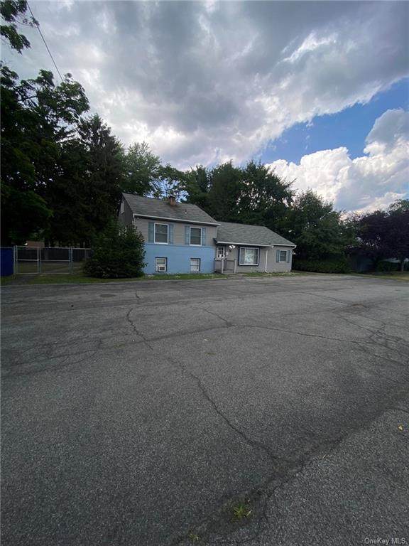 422 Blooming Grove Turnpike - Photo 1