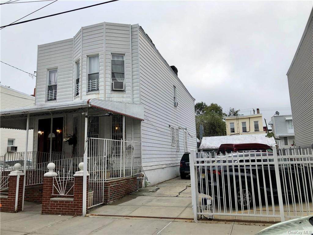 272 Lincoln Avenue - Photo 1