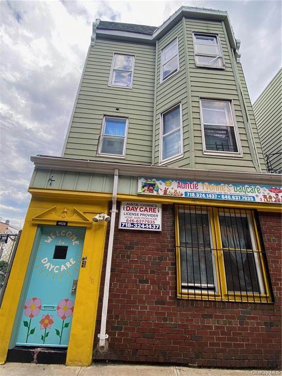 4438 White Plains Road - Photo 1
