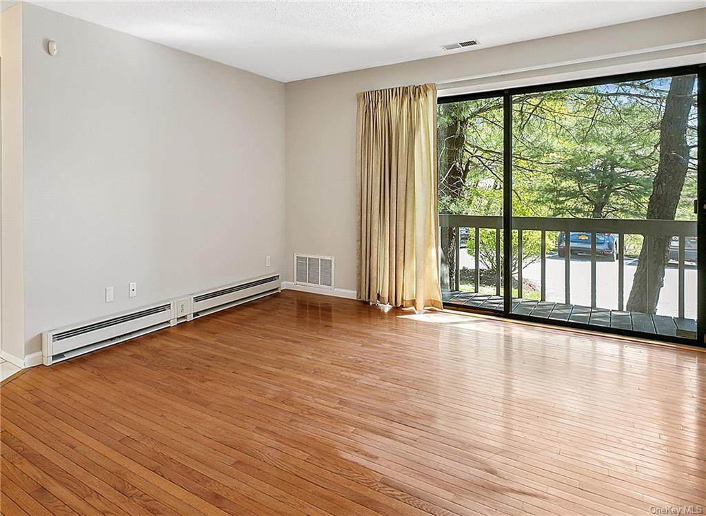 11 Overlook Commons - Photo 1