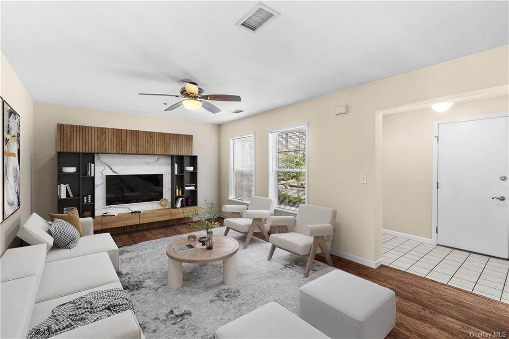 204 Watch Hill Drive - Photo 1