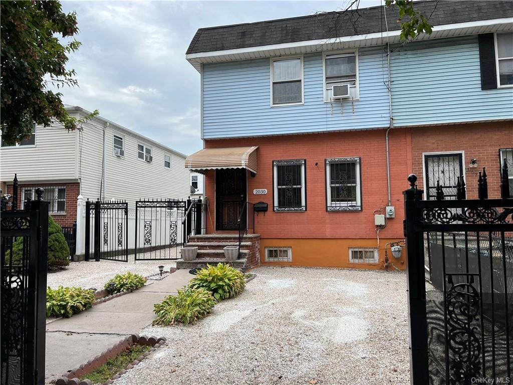 2030 Story Avenue - Photo 1