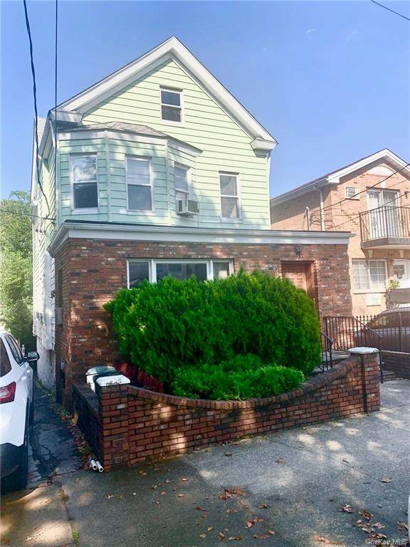 1944 Fowler Avenue - Photo 1