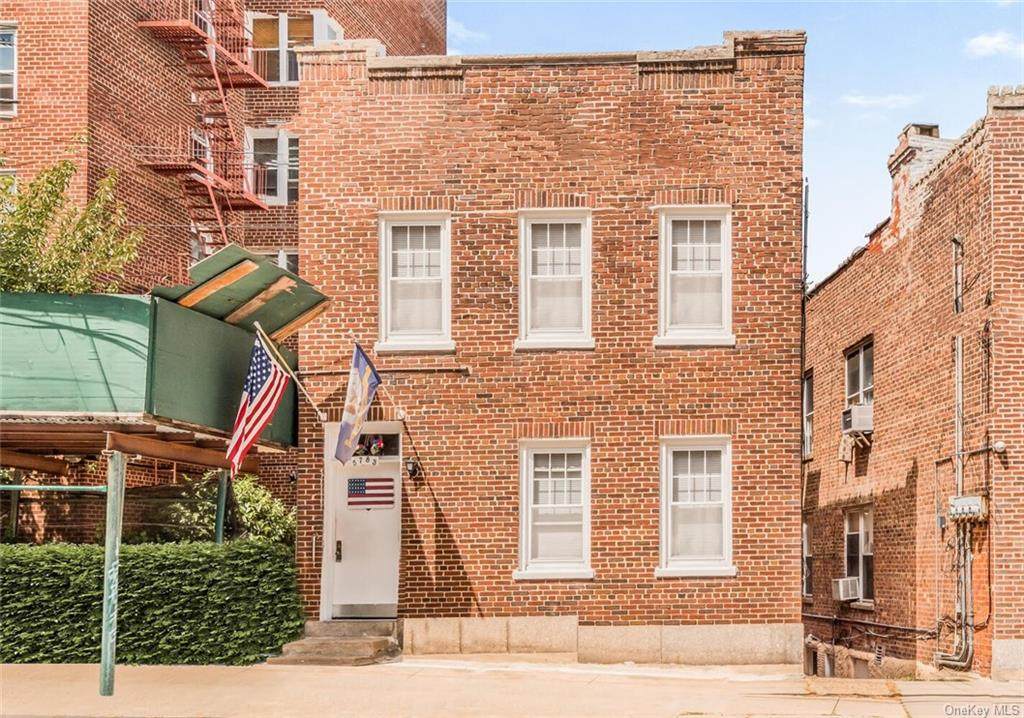5783 Mosholu Avenue - Photo 1