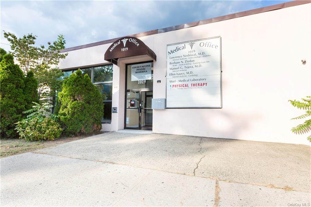 1019 Yonkers Avenue - Photo 1