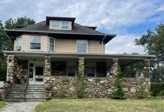 402 Irving Avenue - Photo 1