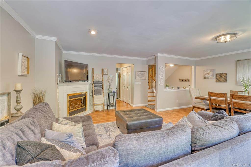 131 Delafield Lane - Photo 1