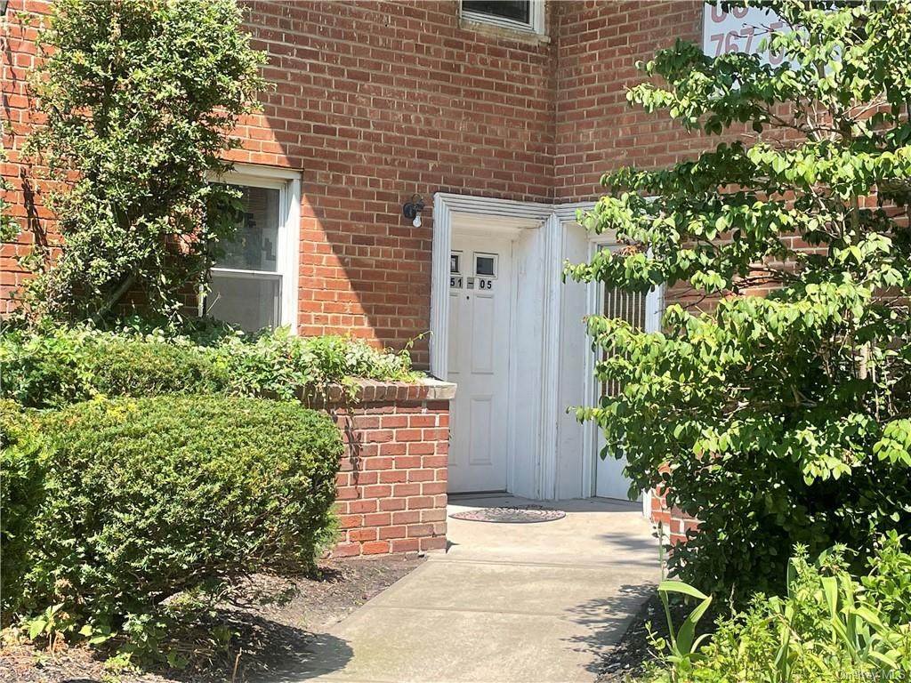 151-05 Cross Island Parkway - Photo 1