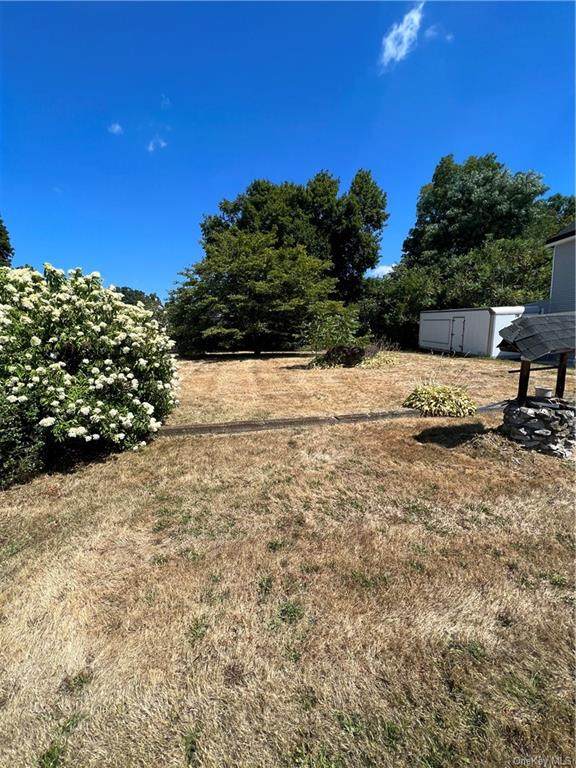 88 Maple Street - Photo 1