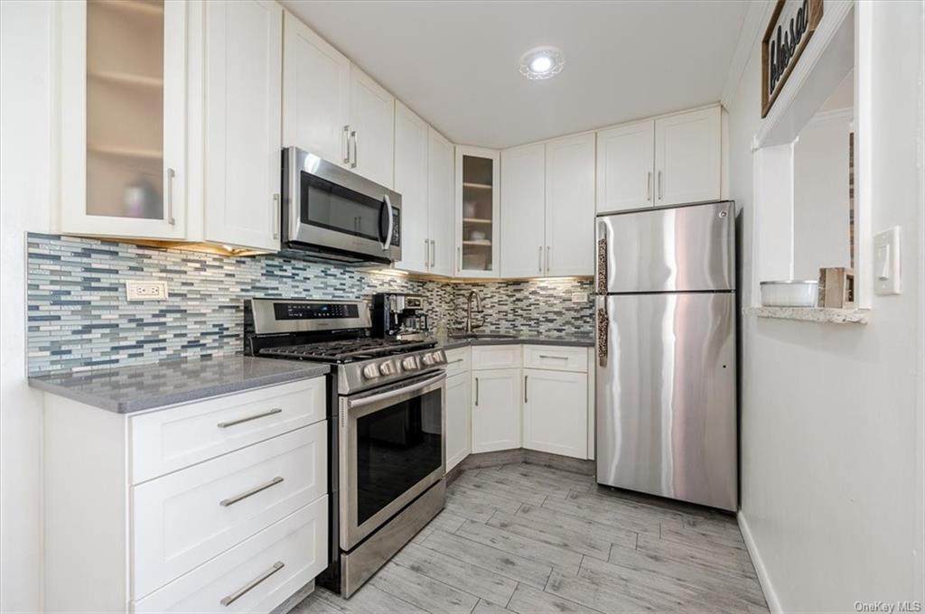 3121 Middletown Road - Photo 1