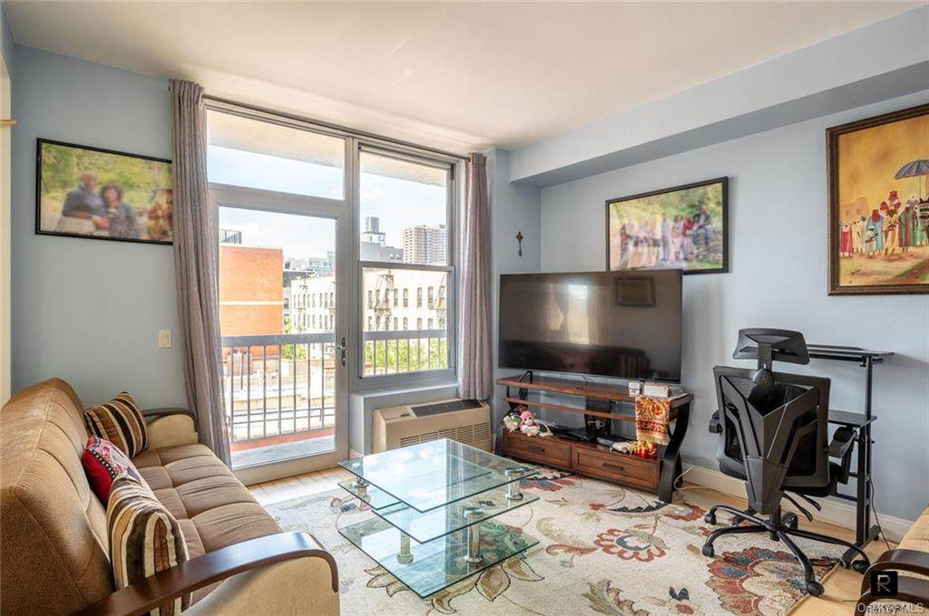 249 E 118th Street - Photo 1