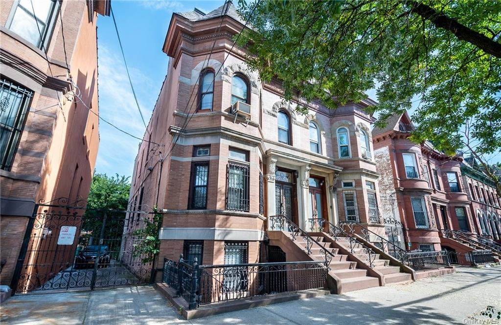 776 Dawson Street - Photo 1