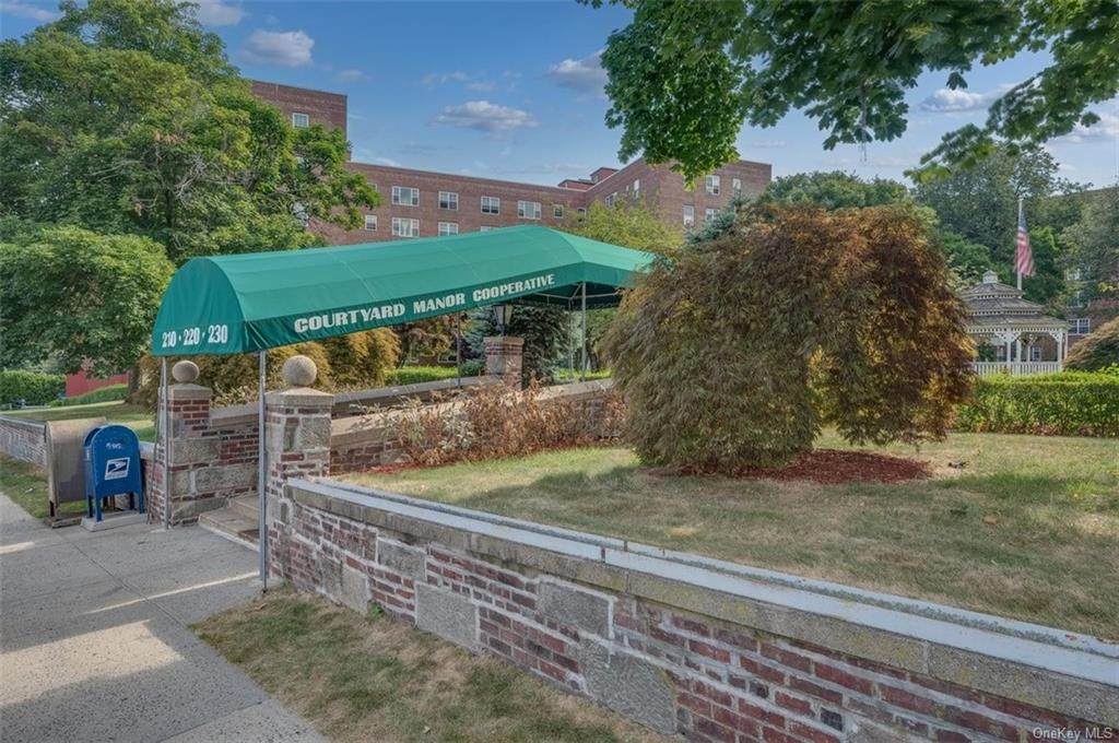 230 Pelham Road - Photo 1